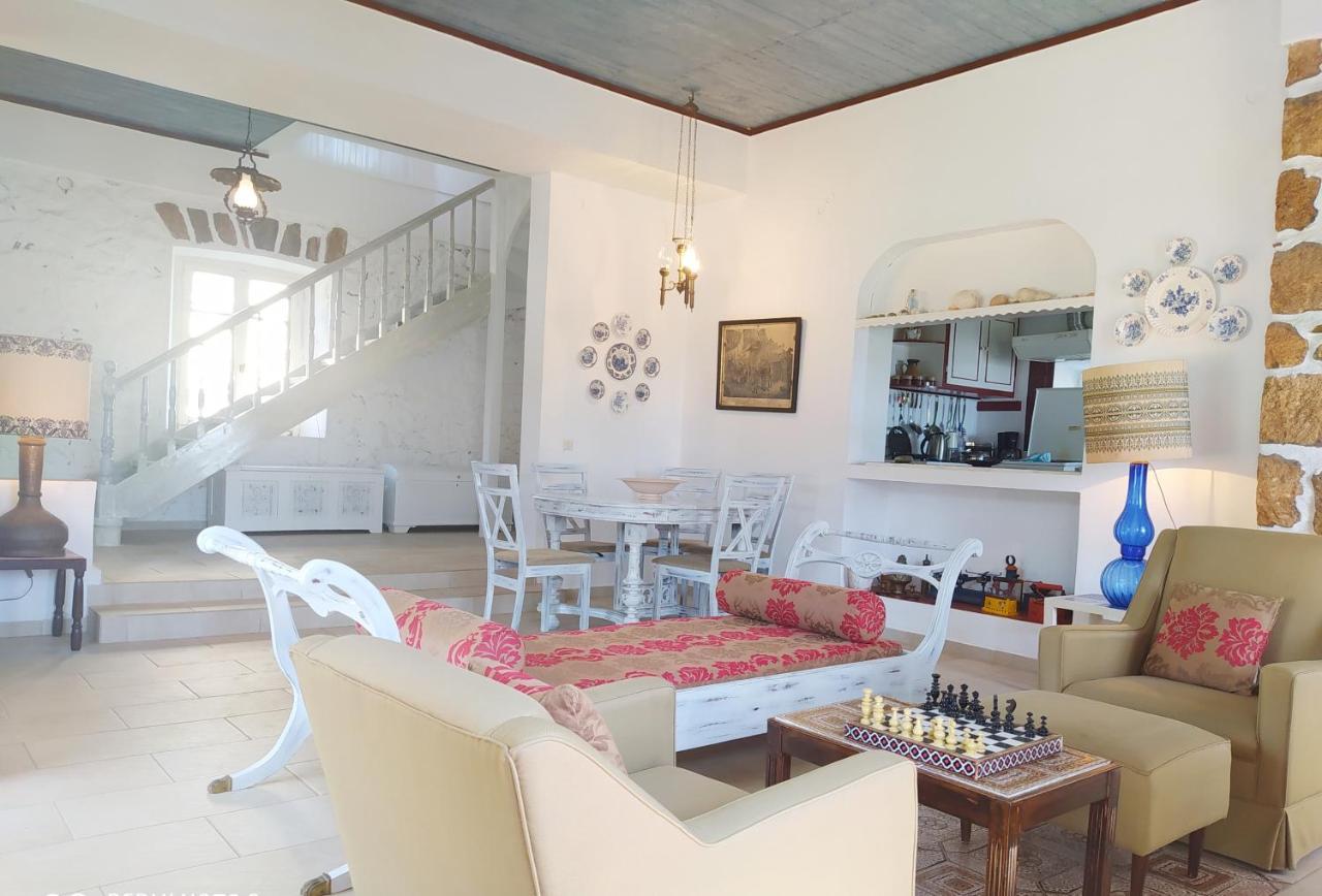 Ancora Spetses Town