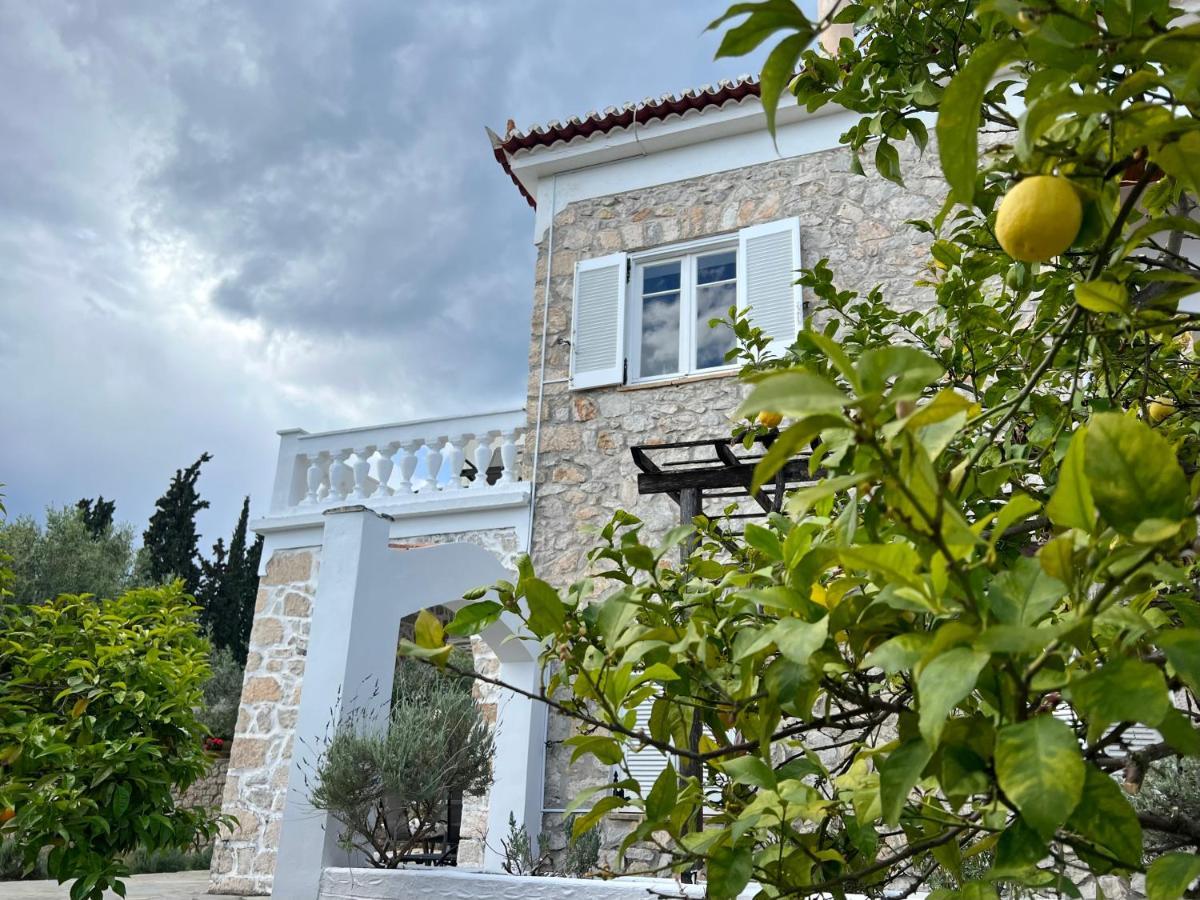 Ancora Villa